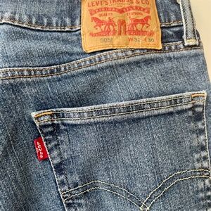 Mens 505 Red Tab Levis, Size 32